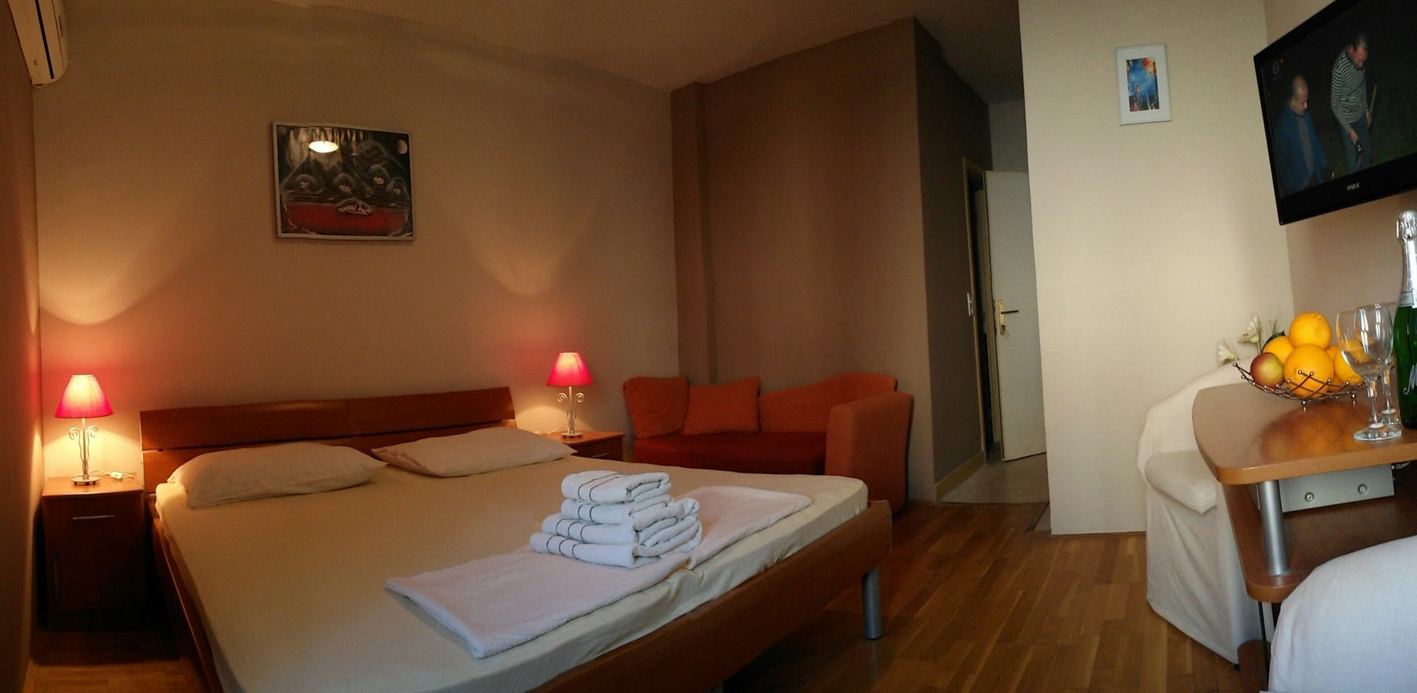 Carol Rooms Трогир Екстериор снимка