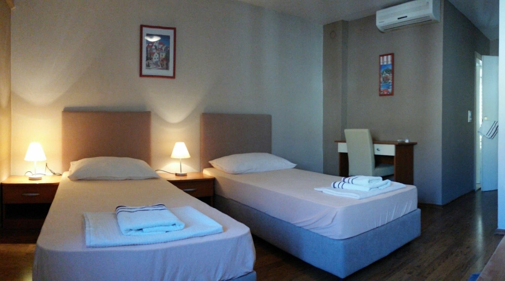 Carol Rooms Трогир Екстериор снимка